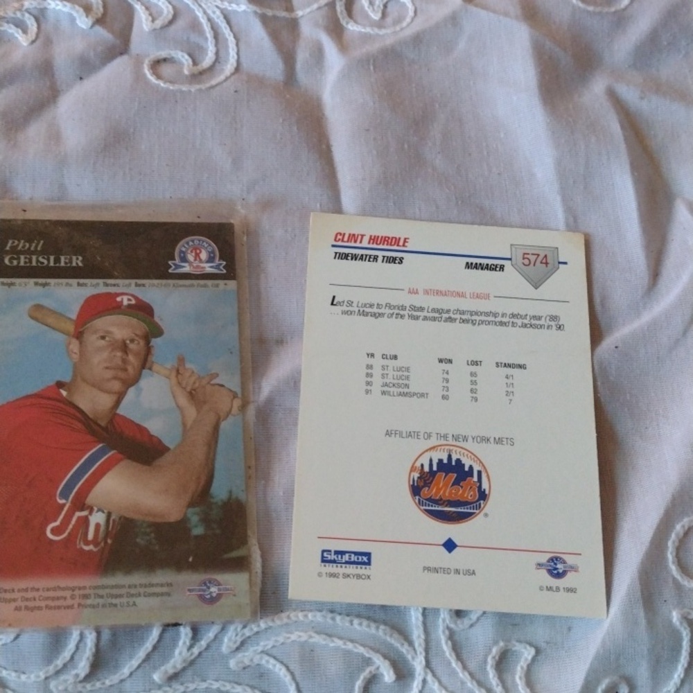 Autographed Baseball Cards - Picture 2 of 2